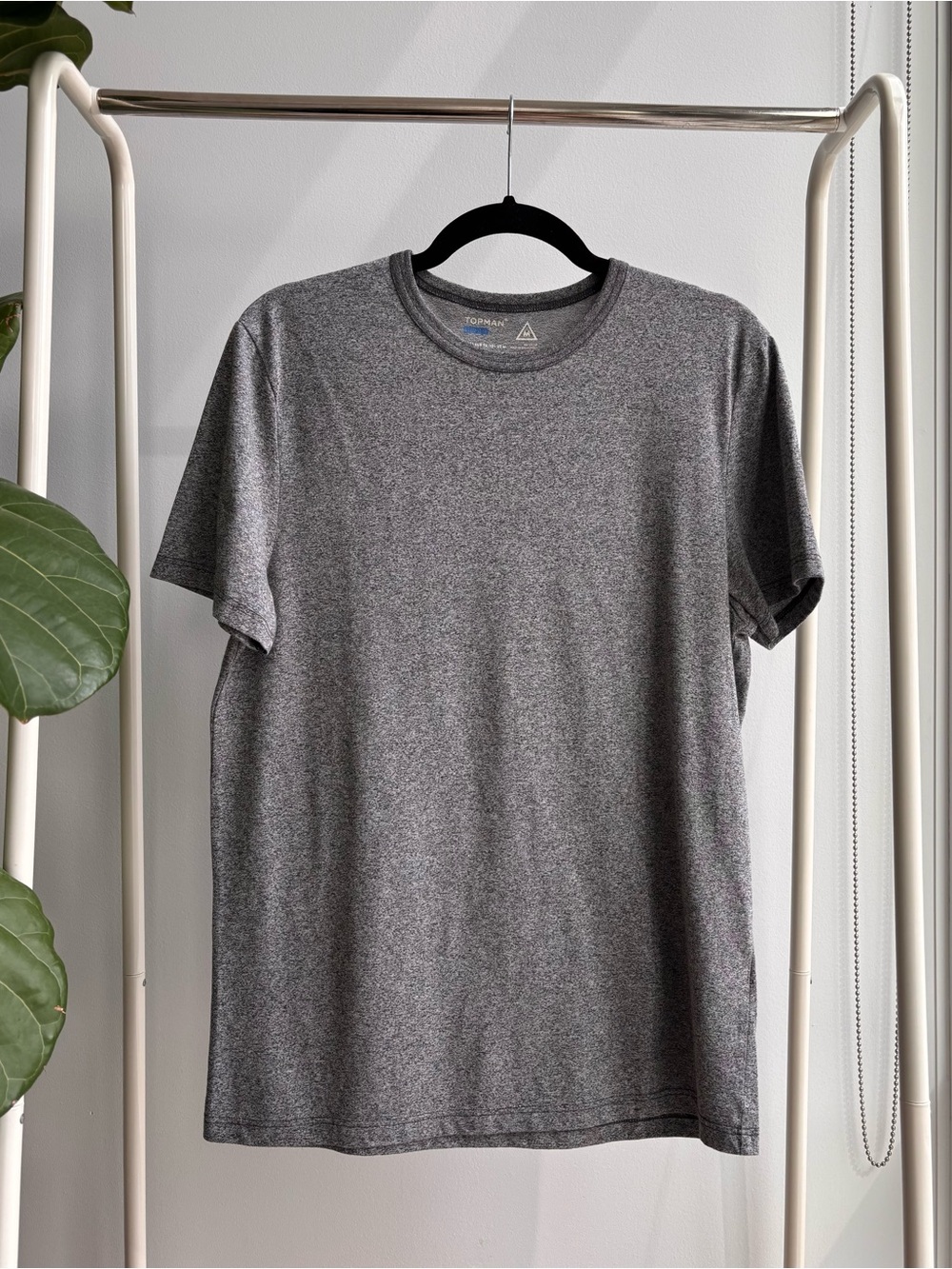 3/$25 TOPMAN | Gray Short Sleeve T-Shirt M